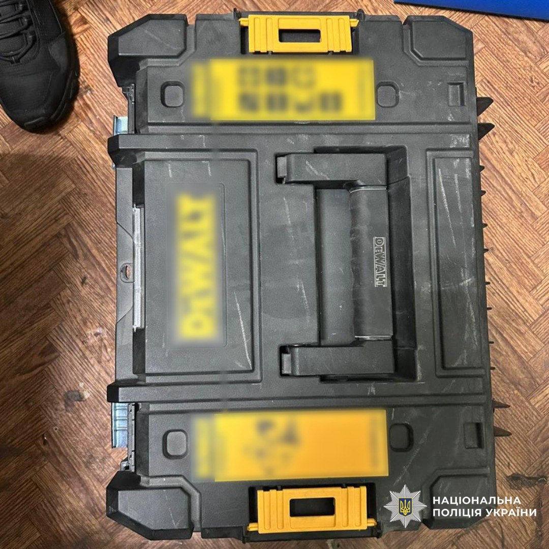 Серію крадіжок під час іспитового терміну скоїв чоловік на Харківщині